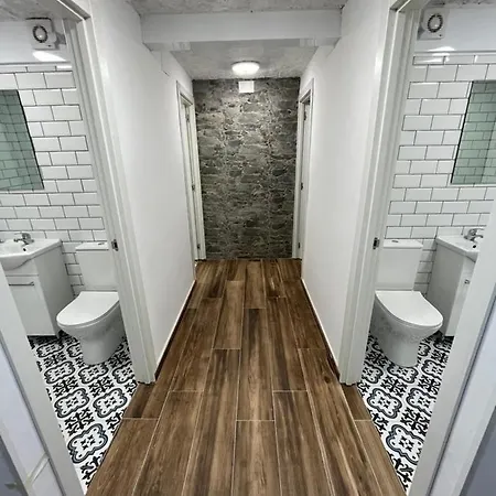 Porton Hostel Lugo