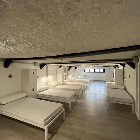 Porton Hostel Lugo